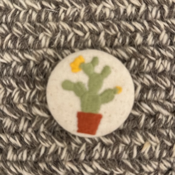 Parts and Labour embroidered succulent magnets - Picture 3 of 8